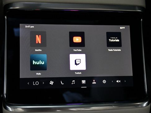 Used 2022 Tesla Model S Plaid AWD/4WD image 31