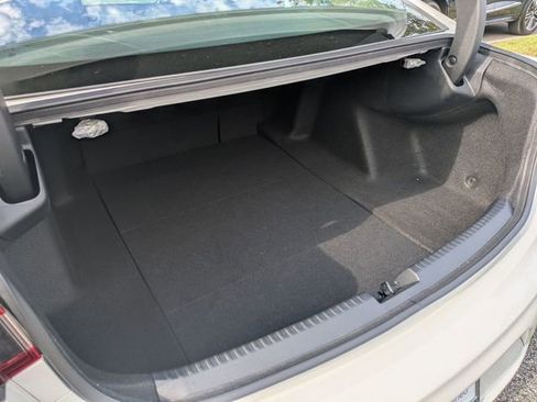 Used 2023 Acura TLX w/ Technology Package image 33