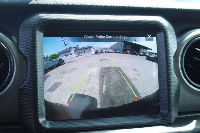 Used 2023 Jeep Wrangler Unlimited Sport AWD/4WD image 32