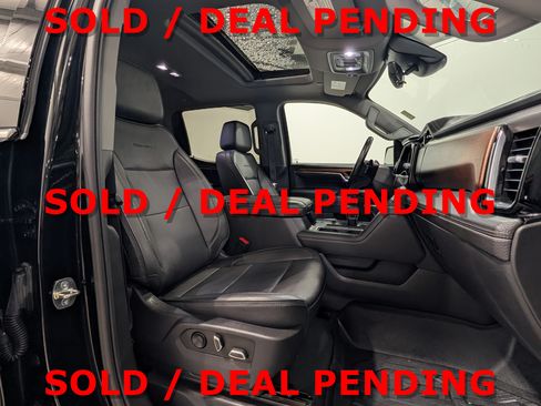 Used 2023 GMC Sierra 1500 Denali w/ Denali Reserve Package AWD/4WD image 22