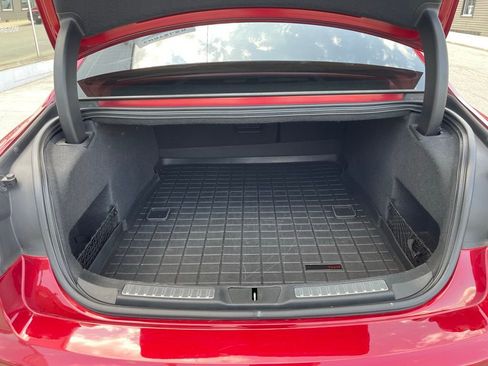 Used 2017 Lincoln Continental Select w/ Climate Package image 8