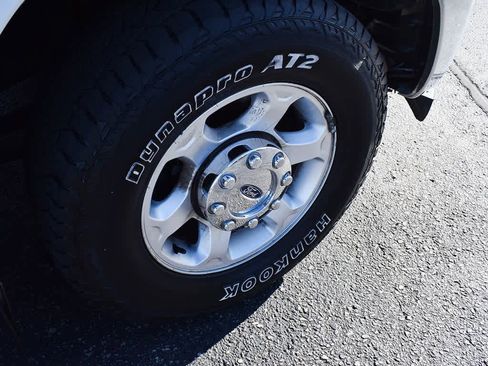 Used 2015 Ford F250 XL w/ Power Equipment Group image 9