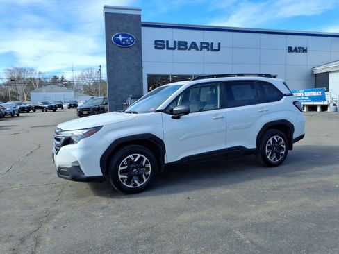 Certified 2025 Subaru Forester Premium image 4