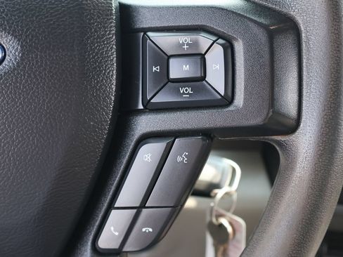 Used 2019 Ford F350 XLT w/ Snow Plow Prep Package AWD/4WD image 7