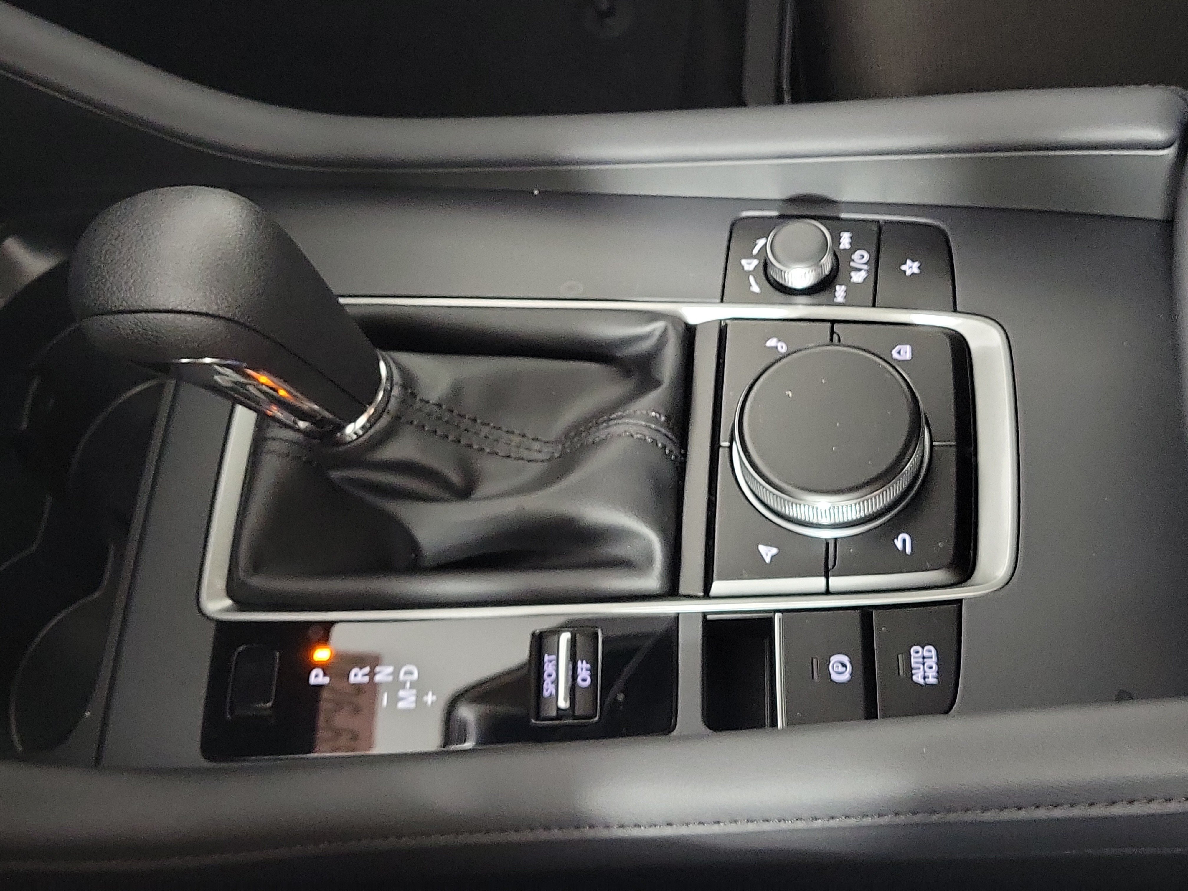 New 2026 MAZDA MAZDA3 s FWD image 23