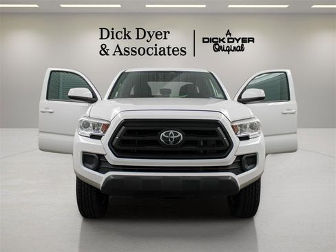 Used 2021 Toyota Tacoma SR image 7