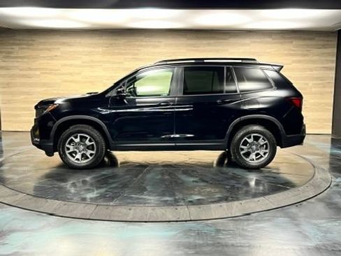 Used 2023 Honda Passport TrailSport image 21