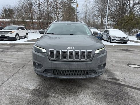 Used 2020 Jeep Cherokee Latitude Plus w/ Cold Weather Group image 2