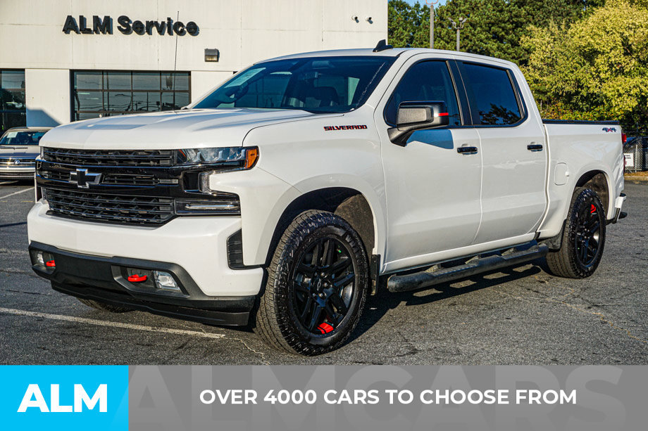 Used 2021 Chevrolet Silverado 1500 RST w/ Redline Edition AWD/4WD image 2