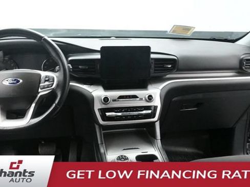 Used 2022 Ford Explorer XLT AWD/4WD image 24