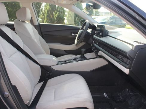 Used 2024 Honda Accord EX image 12