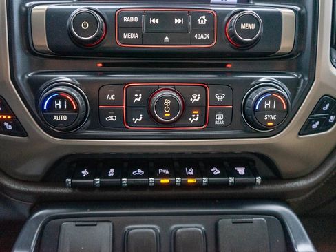 Used 2016 GMC Sierra 2500 Denali w/ Duramax Plus Package image 26