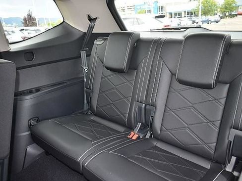 New 2026 Volkswagen Atlas SE image 9