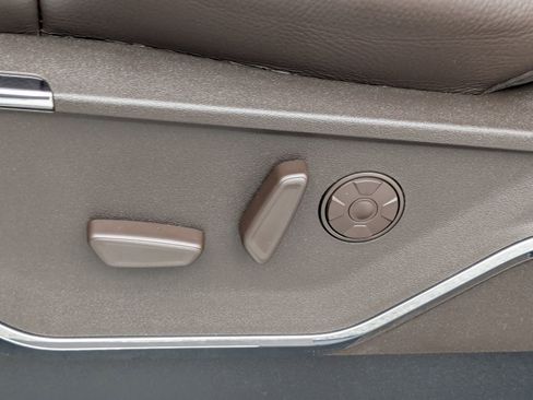 New 2025 Ford F350 King Ranch w/ Chrome Package image 21