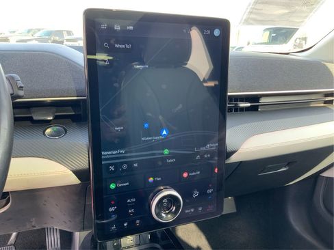 Used 2022 Ford Mustang Mach-E Premium image 16