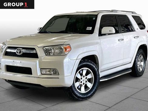 Used 2013 Toyota 4Runner SR5 image 1