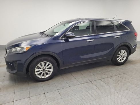 Used 2019 Kia Sorento FWD V6 image 2