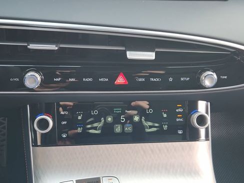 New 2026 Genesis GV70 2.5T Sport Prestige AWD/4WD image 15