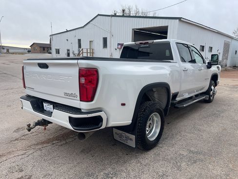 Used 2022 Chevrolet Silverado 3500 High Country w/ Safety Package II image 4