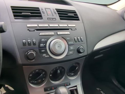 Used 2011 MAZDA MAZDA3 s Sport image 27
