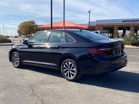 Used 2024 Volkswagen Jetta S image 7