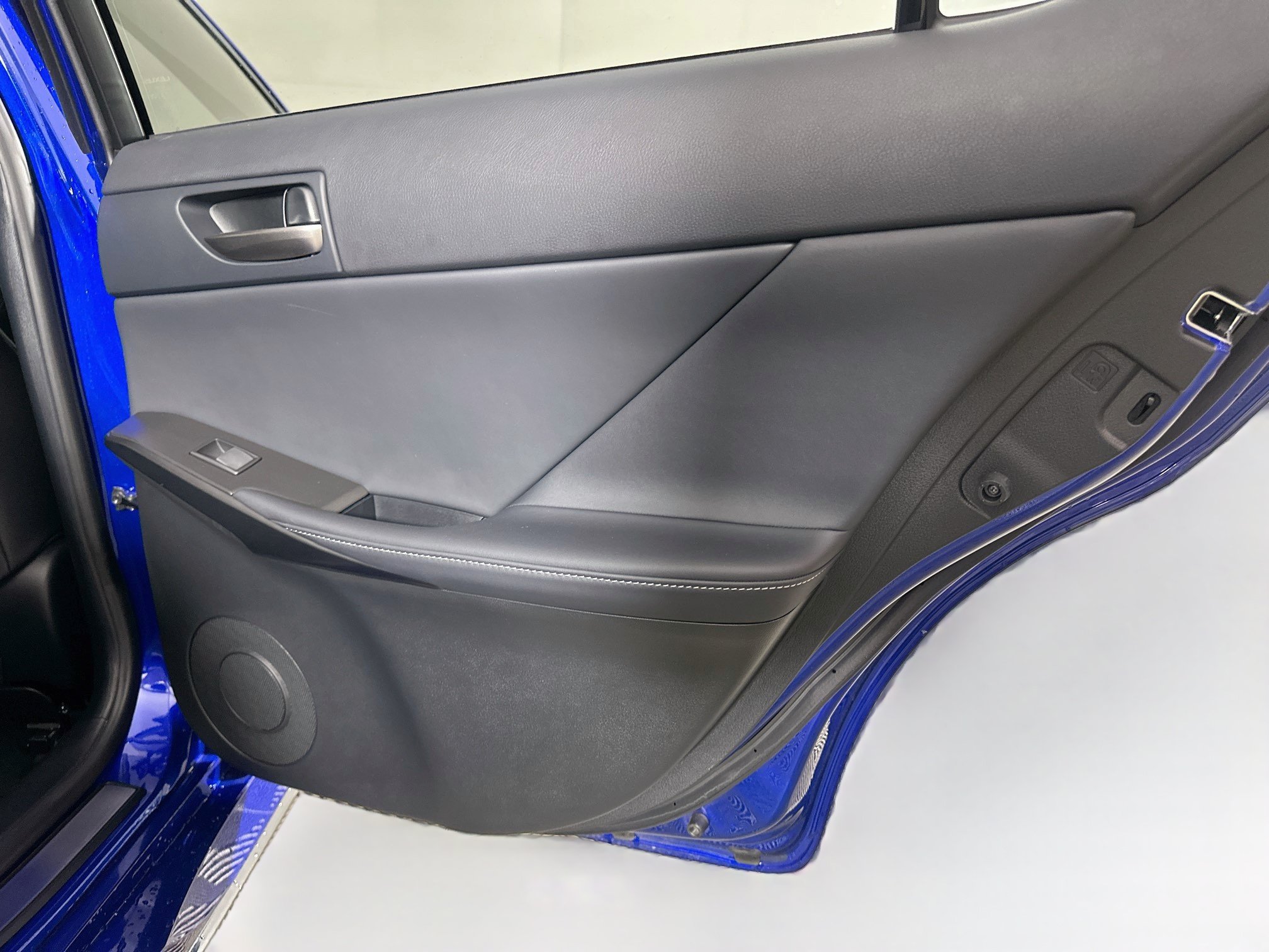 Used 2025 Lexus IS 350 F Sport RWD image 31