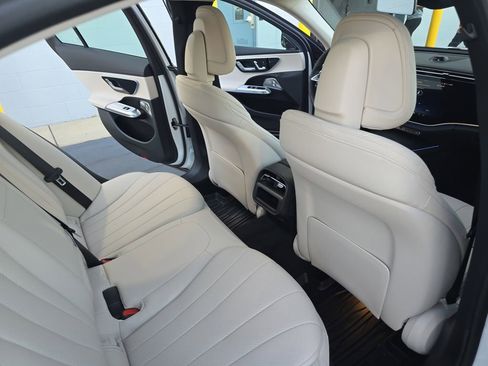 New 2026 Mercedes-Benz E 350 Sedan image 11
