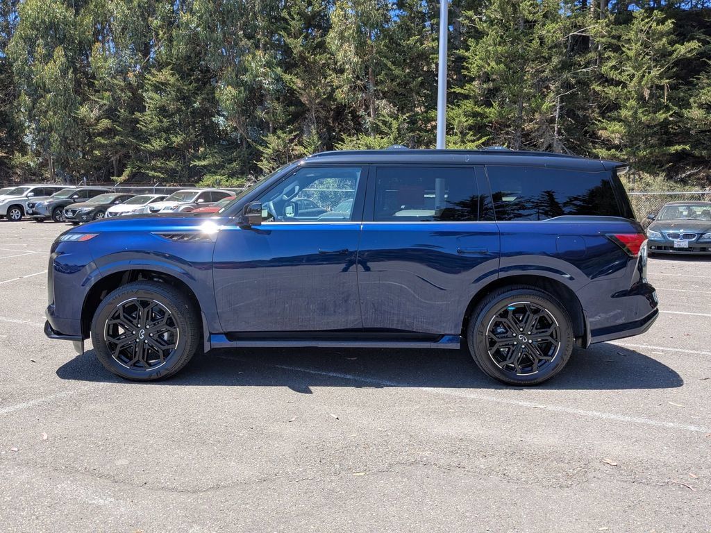 Used 2026 INFINITI QX80 4WD w/ Sport Exterior Package image 8