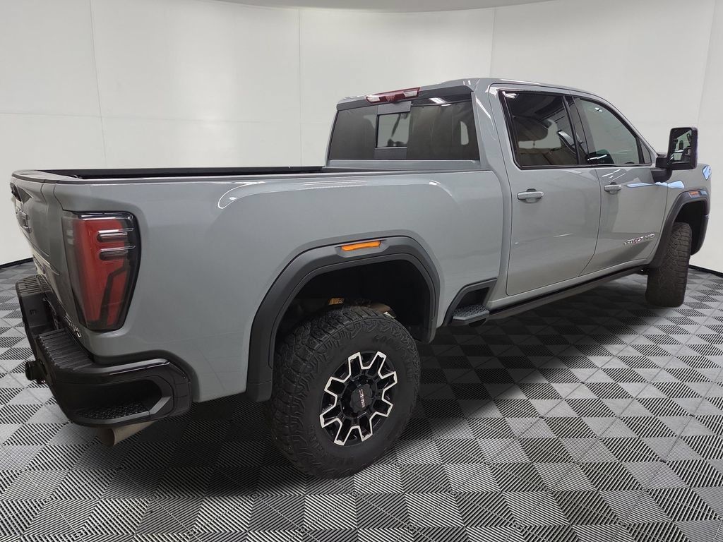 Used 2025 GMC Sierra 2500 AT4X AWD/4WD image 4