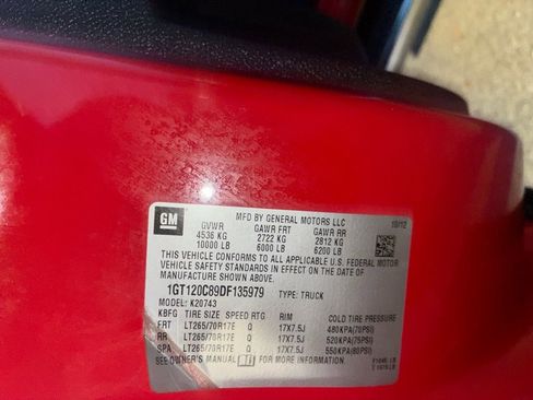 Used 2013 GMC Sierra 2500 SLE w/ Snow Plow Prep Package image 28