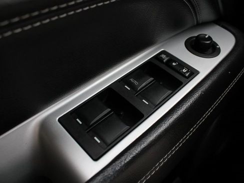 Used 2016 Jeep Compass Latitude image 18