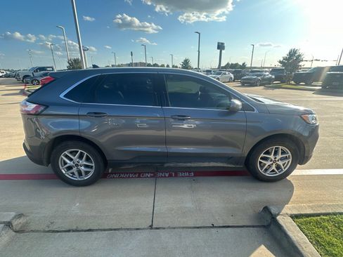 Used 2024 Ford Edge SEL w/ Convenience Package AWD/4WD image 16