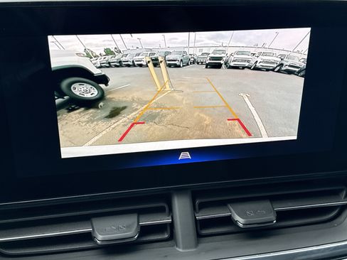 Used 2025 Chevrolet Trax RS w/ Driver Confidence Package FWD image 24