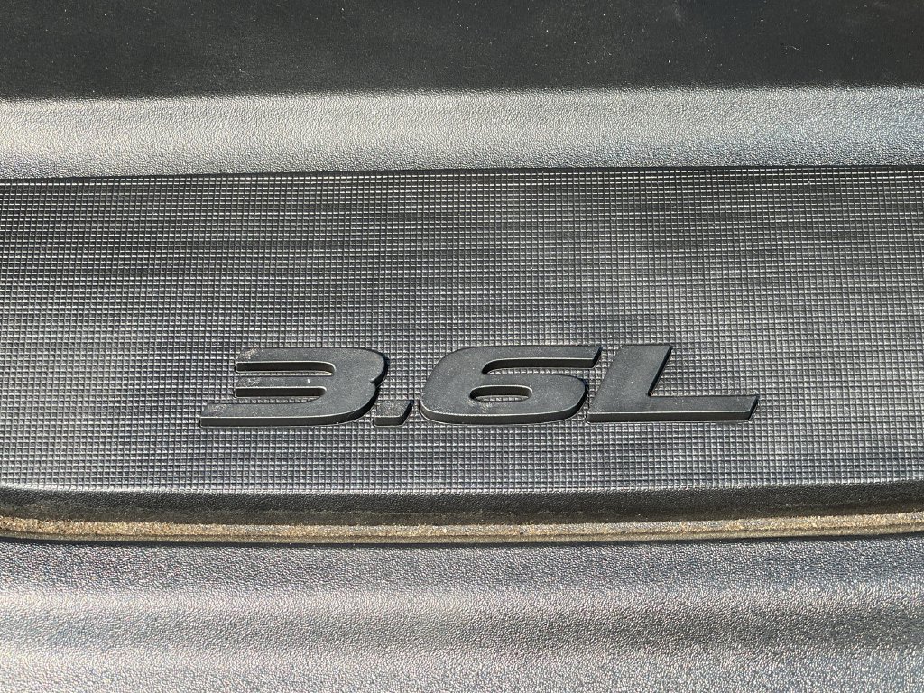 Used 2023 Chrysler Pacifica Touring-L FWD image 14
