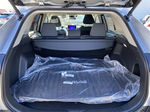 New 2025 Toyota RAV4 XLE image 5