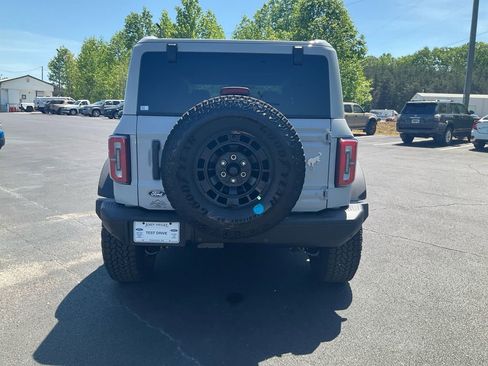 New 2026 Ford Bronco Badlands AWD/4WD image 6
