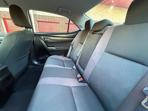 Used 2018 Toyota Corolla LE image 13