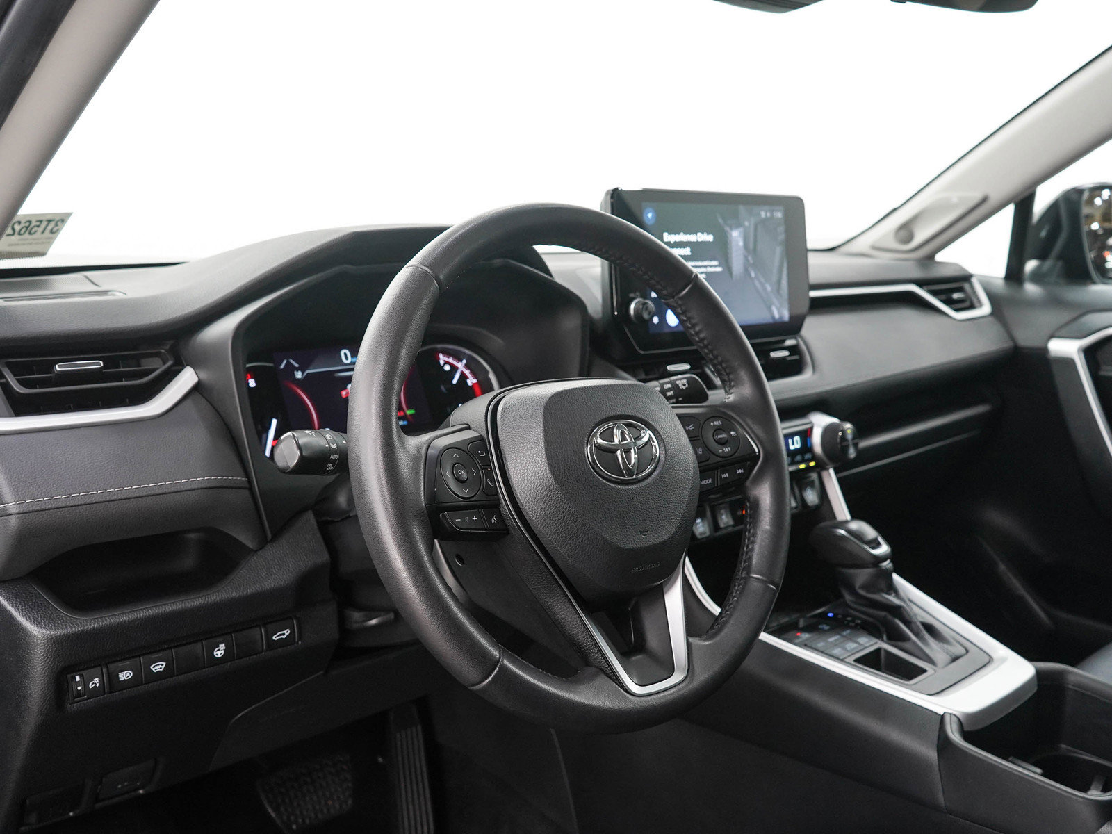 Used 2023 Toyota RAV4 XLE Premium AWD/4WD image 25