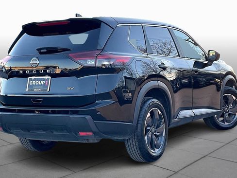 Used 2024 Nissan Rogue SV image 13