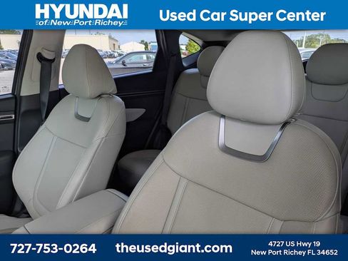Certified 2024 Hyundai Tucson Limited FWD image 7