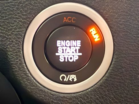 Used 2022 Dodge Charger SXT w/ Leather Interior Group RWD image 22