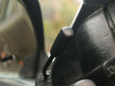 Used 1990 Mercedes-Benz 300 SL image 54