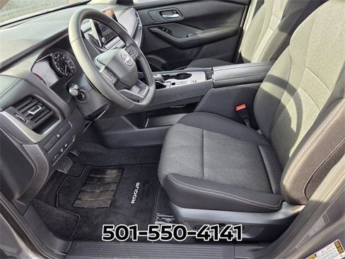 Used 2026 Nissan Rogue SV image 10