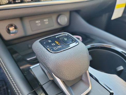 New 2026 Nissan Rogue Platinum image 35