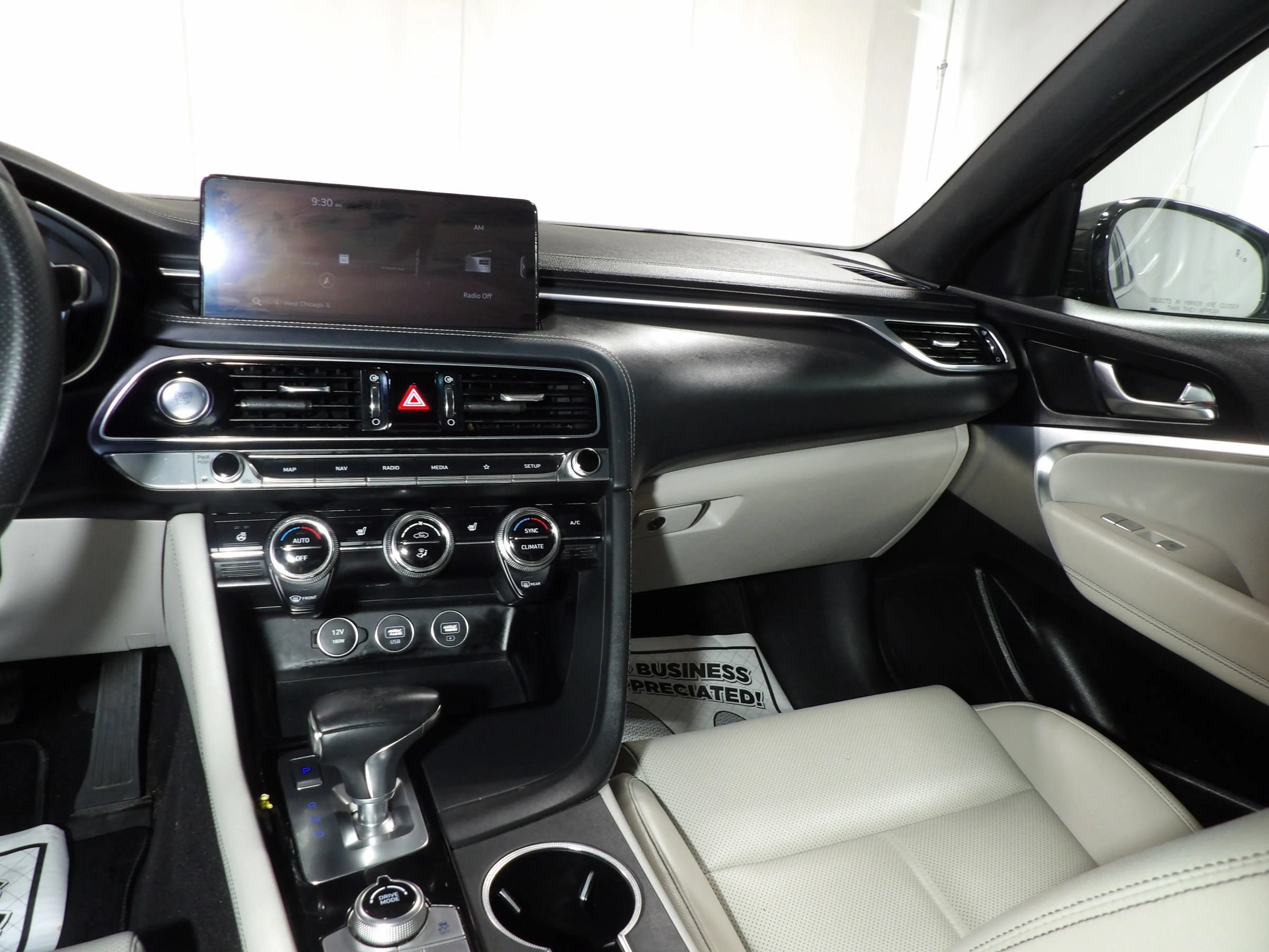 Used 2023 Genesis G70 2.0T AWD/4WD image 15