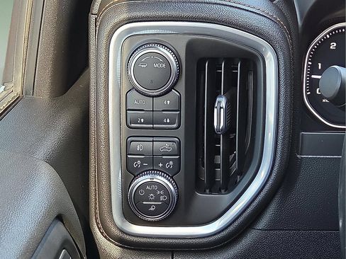 Used 2022 GMC Sierra 2500 AT4 w/ Gooseneck/5TH Wheel Package AWD/4WD image 19