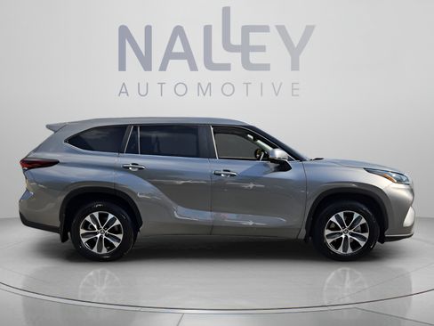 Used 2026 Toyota Highlander XLE AWD/4WD image 6