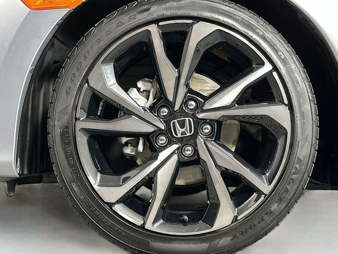 Used 2020 Honda Civic Sport image 11