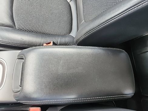 Used 2018 Dodge Journey Crossroad AWD/4WD image 26