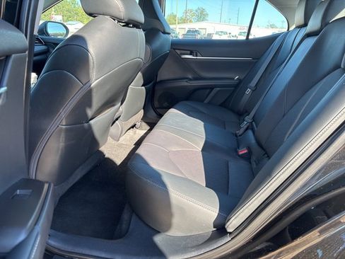 Used 2022 Toyota Camry XSE image 14